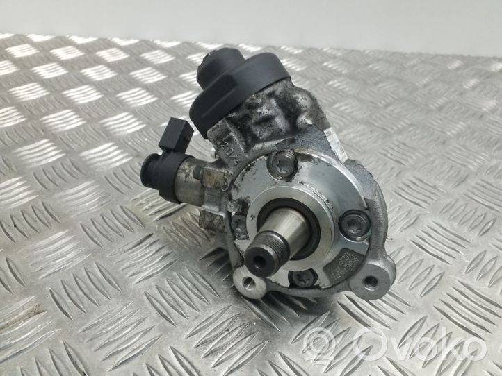 Volkswagen Tiguan Pompe d'injection de carburant à haute pression 03L130755