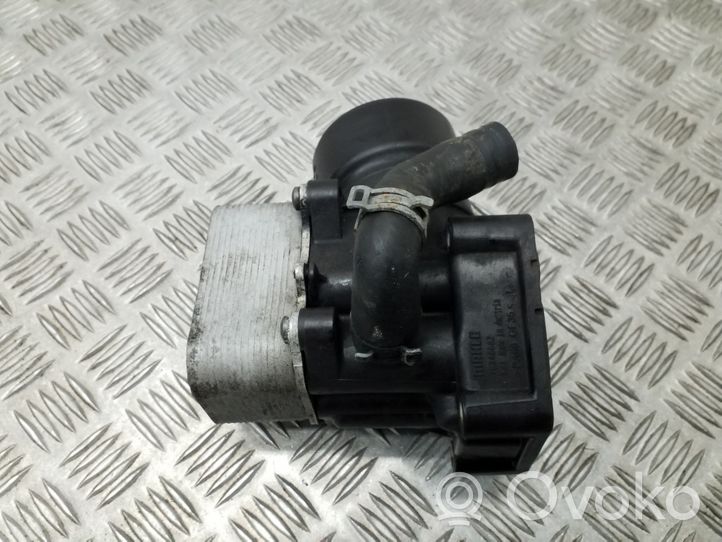 Skoda Roomster (5J) Supporto di montaggio del filtro dell’olio 03L117021B