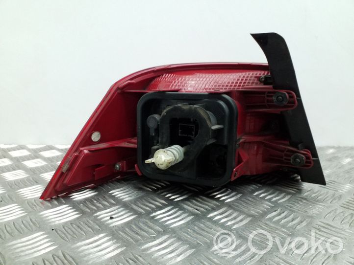 Volkswagen PASSAT B7 Lampa tylna 3AE945096C