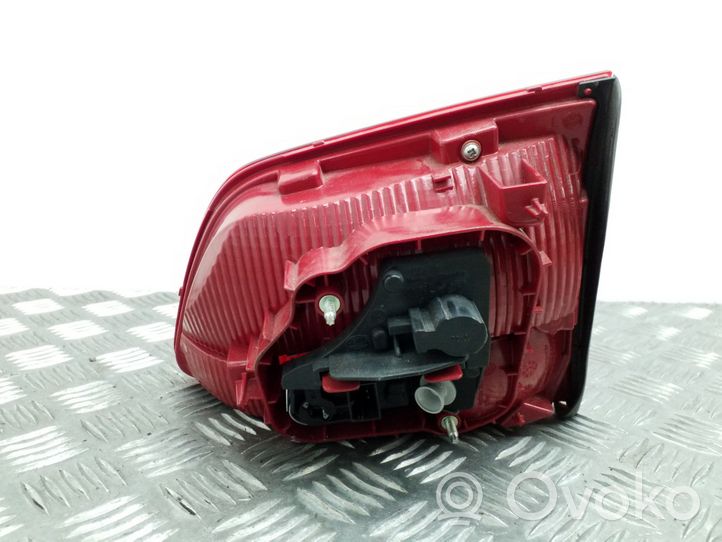 Volkswagen Touran II Tailgate rear/tail lights 1T0945093