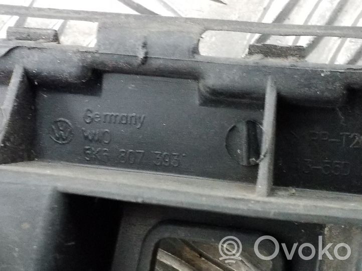 Volkswagen Golf VI Uchwyt / Mocowanie zderzaka tylnego 5K6807393
