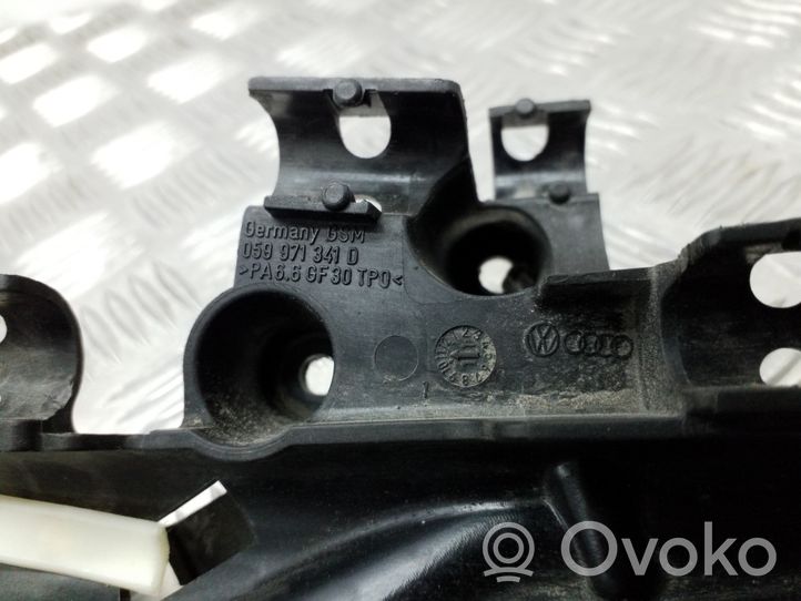 Audi A8 S8 D2 4D Kita variklio skyriaus detalė 059971341D