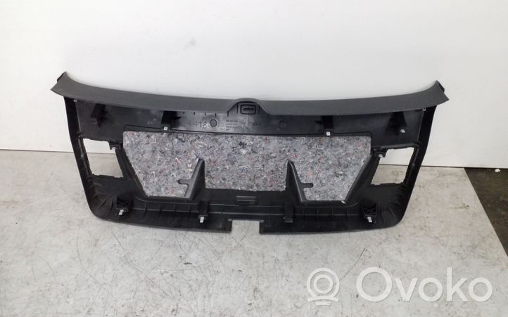 Volkswagen Golf VI Rivestimento portellone posteriore/bagagliaio 5K6867605