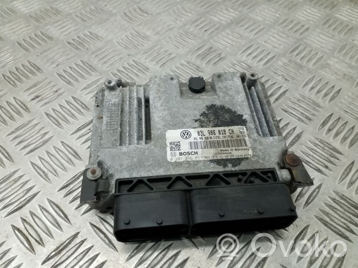 Skoda Superb B6 (3T) Unidad de control/módulo ECU del motor 03L906018CH