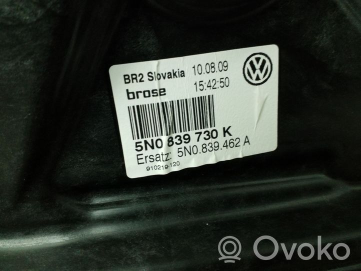 Volkswagen Tiguan Aizmugurē elektriskais loga pacelšanas mehānisms bez motoriņa 5N0839730K