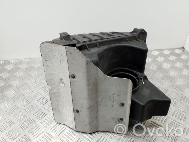 Seat Exeo (3R) Scatola del filtro dell’aria 3R0133837