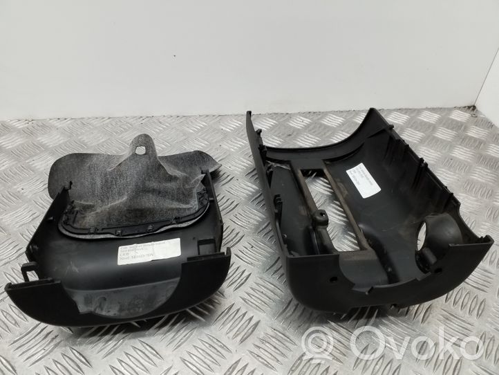 Volkswagen Fox Ohjauspyörän pylvään verhoilu 5Z0858565C