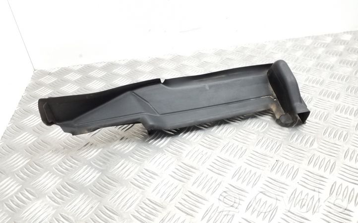 Audi Q3 8U Altra parte del vano motore 8U0821169