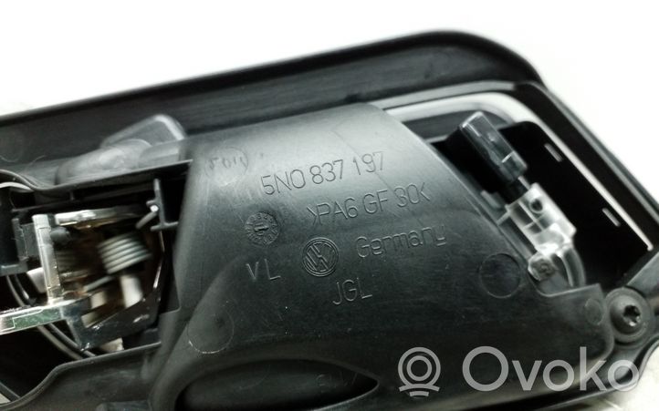 Volkswagen Tiguan Priekinė atidarymo rankenėlė (vidinė) 5N0837197