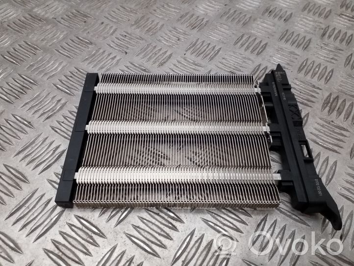 Audi A3 S3 A3 Sportback 8P Radiateur électrique de chauffage auxiliaire 1K0963235F