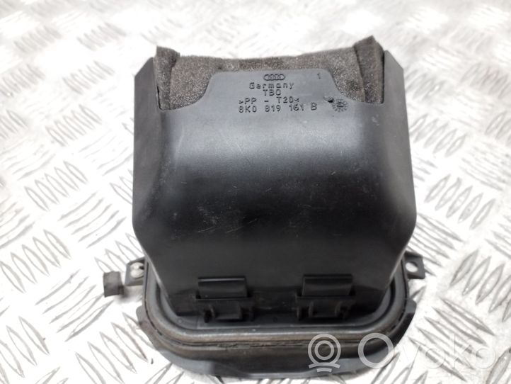 Audi A5 8T 8F Évent de pression de quart de panneau 8K0819161B