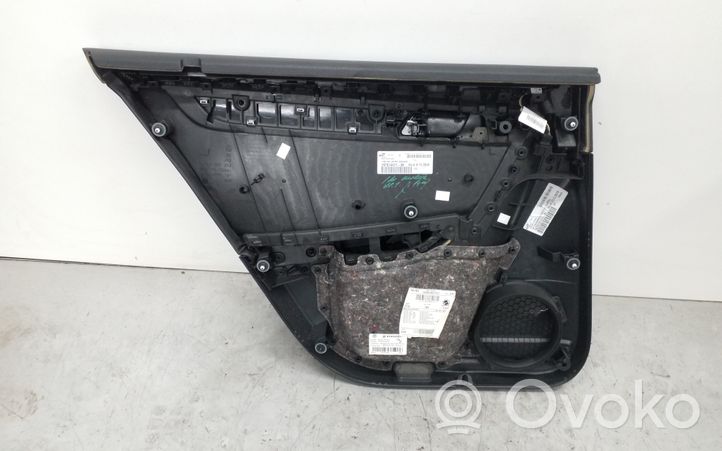 Volkswagen PASSAT B7 Garniture panneau de porte arrière 3AE867212