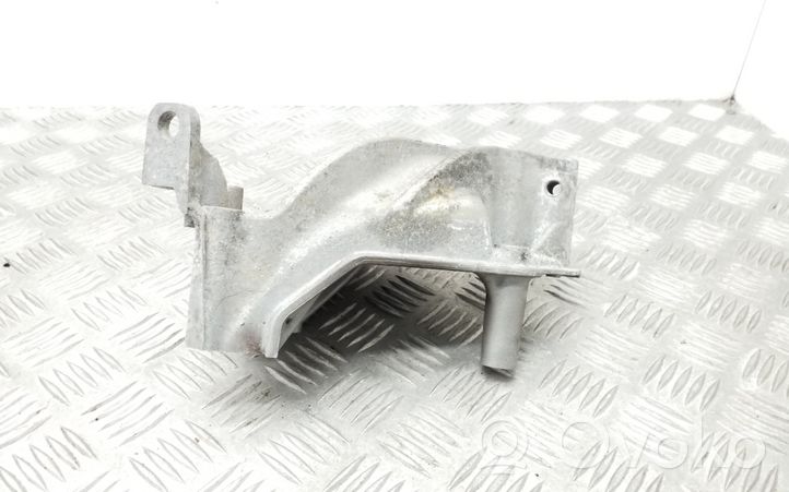 Skoda Fabia Mk3 (NJ) Support, suspension du moteur 04B199207