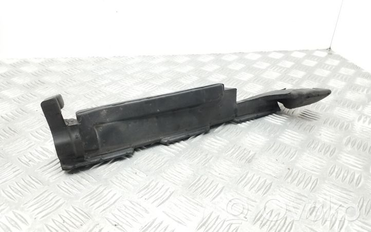 Seat Leon (5F) Spārna putuplasta daļa 5F0823721A