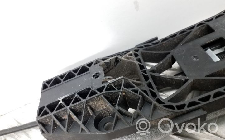 Volkswagen Sharan Klamka zewnętrzna / wspornik drzwi bocznych przesuwnych 7N0839017E