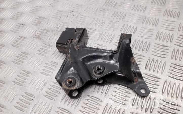 Volkswagen Polo V 6R Soporte de montaje de la caja de cambios 6R0199111A