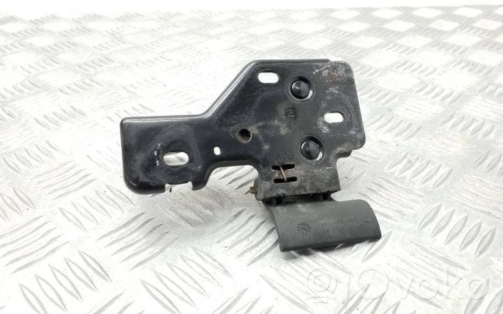 Seat Altea Kilpa variklio dangčio spynos 5P0823480