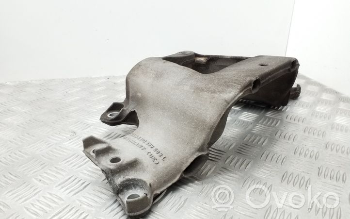 Audi A6 S6 C6 4F Supporto di montaggio scatola del cambio 4F0399263L