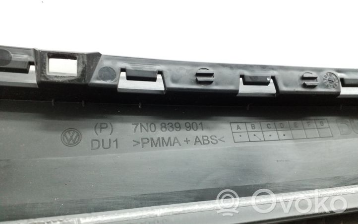 Volkswagen Sharan Door glass trim 7N0839901