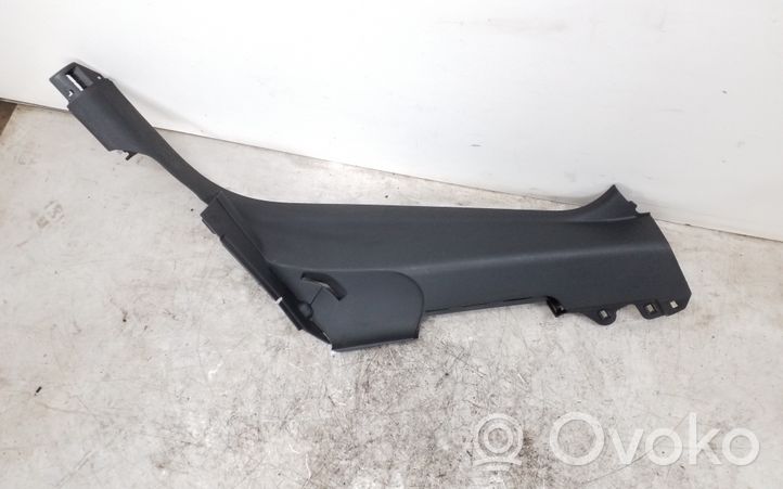 Audi Q5 SQ5 Šoninė apdaila prie galinės sėdynės (apačia) 8R0867768B