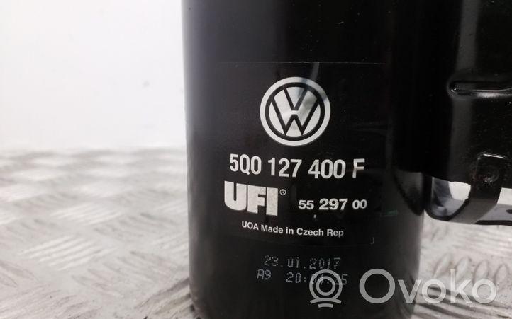 Volkswagen PASSAT B8 Degalų filtro korpusas 5Q0127399CC