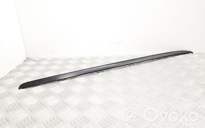 Volkswagen Jetta VI Rivestimento parabrezza 5C6854327B