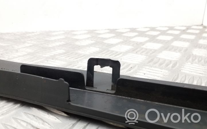 Audi A5 8T 8F Traverse inférieur support de radiateur 8T0807217A