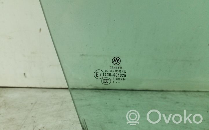 Volkswagen PASSAT B7 Szyba drzwi przednich 