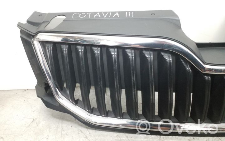 Skoda Octavia Mk3 (5E) Maskownica / Grill / Atrapa górna chłodnicy 5E0853653