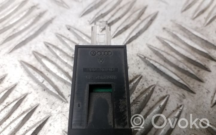 Audi A6 S6 C7 4G Luce vano portaoggetti 4E0947415