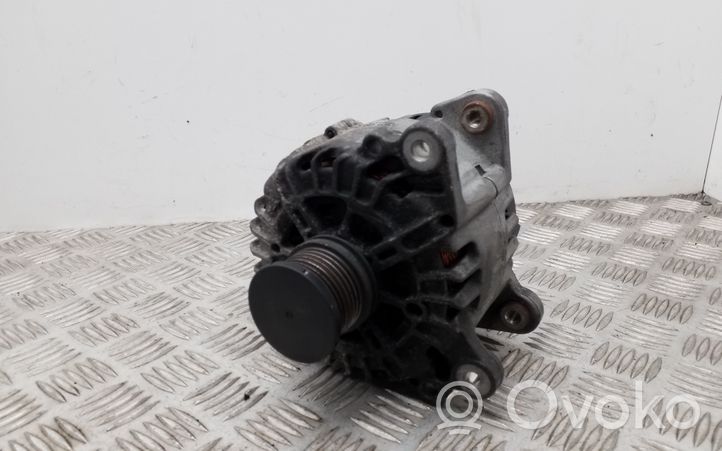 Volkswagen PASSAT B8 Alternator 03L903023L