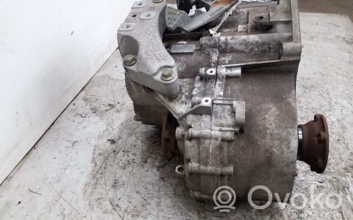 Volkswagen PASSAT B8 Manual 6 speed gearbox QFZ