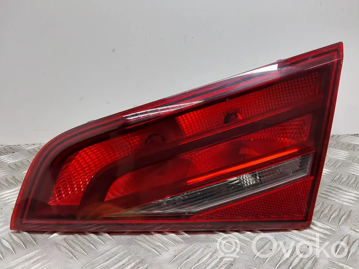 Audi A3 S3 8V Lampy tylnej klapy bagażnika 8V4945094