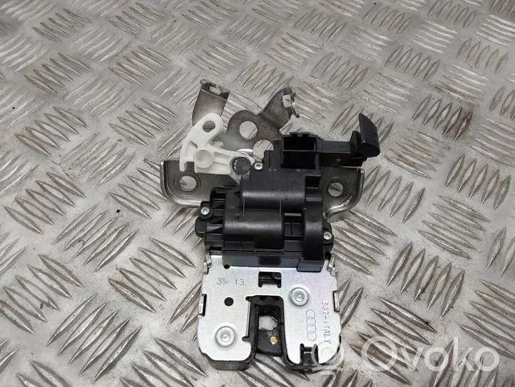 Audi A3 S3 8V Blocco/chiusura/serratura del portellone posteriore/bagagliaio 8R0827505