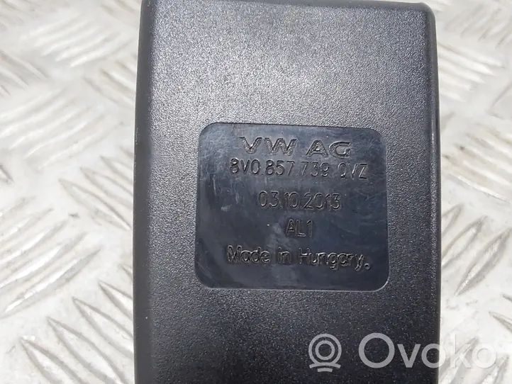 Audi A3 S3 8V Keskipaikan turvavyön solki (takaistuin) 8V0857739