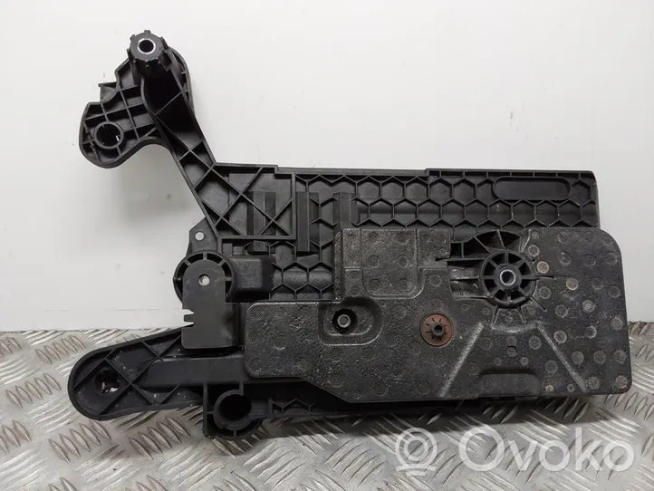 Audi A3 S3 8V Boîte de batterie 5Q0915321G