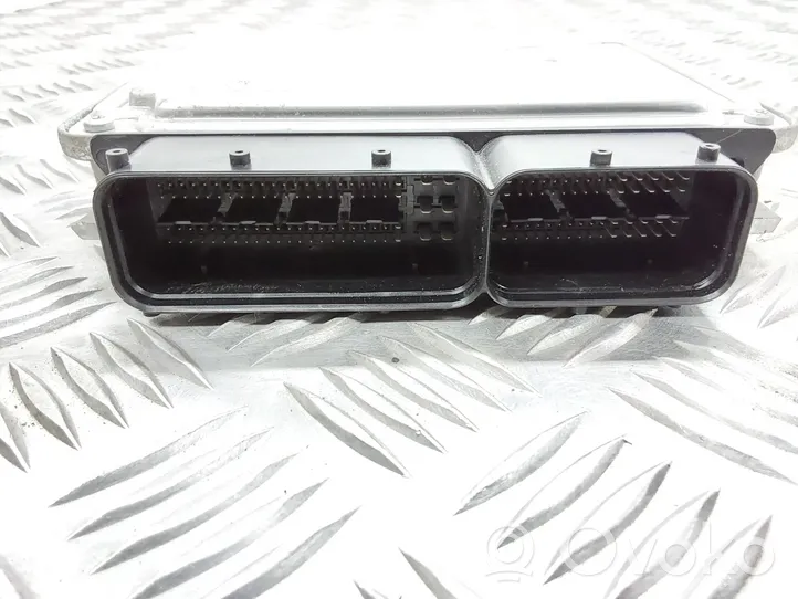 Skoda Superb B6 (3T) Komputer / Sterownik ECU silnika 03L906018RS