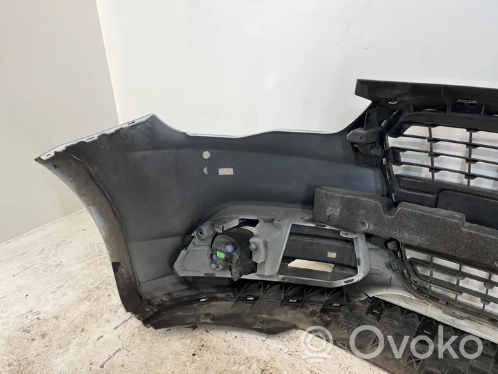 Audi A1 Zderzak przedni 8X0807437