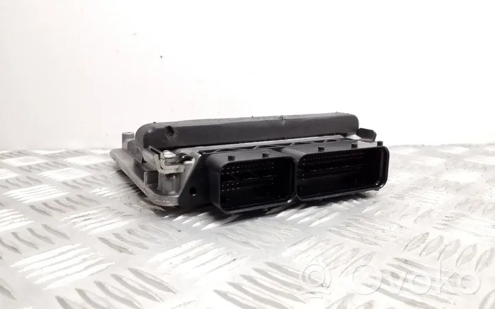 Audi A4 S4 B8 8K Galios (ECU) modulis 03L906019C