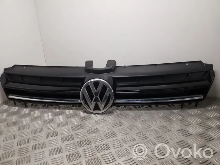 Volkswagen Tiguan Maskownica / Grill / Atrapa górna chłodnicy 5G0853653E