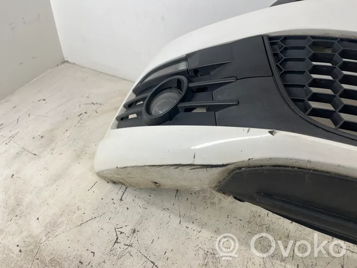 Volkswagen Scirocco Передний бампер 