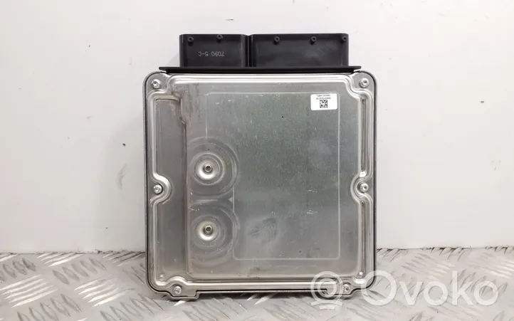 Audi A5 8T 8F Engine control unit/module ECU 8R0907401J