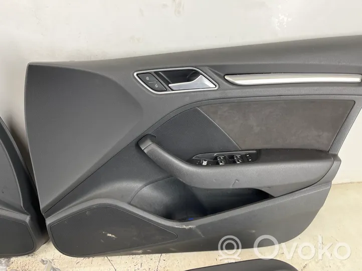 Audi A3 S3 8V Set di rivestimento sedili e portiere 