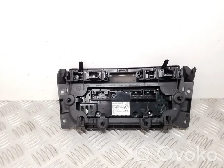 Volkswagen T-Roc Panel klimatyzacji 5G0907044CT