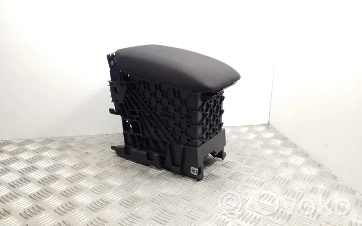 Volkswagen Jetta VI Armrest 5C6864209