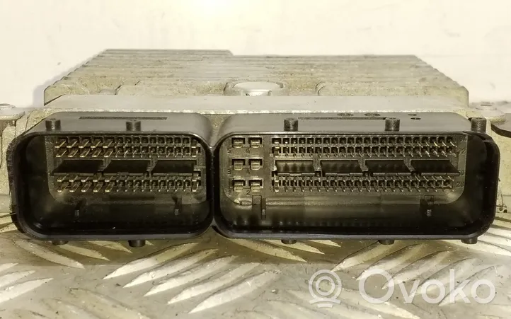 Volkswagen Jetta VI Komputer / Sterownik ECU silnika 03L906023MM