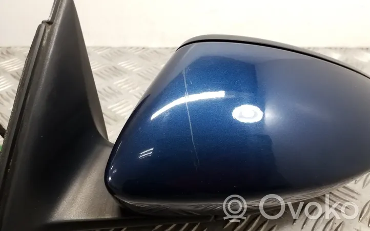 Volkswagen Jetta VI Front door electric wing mirror 