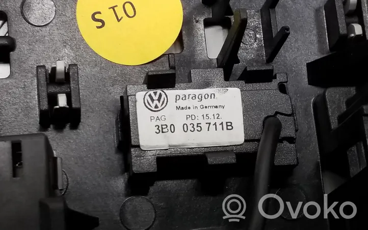 Volkswagen Jetta VI Éclairage lumière plafonnier avant 1K8947105AT