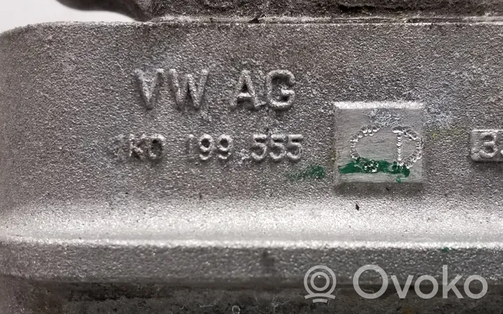 Volkswagen Jetta VI Vaihdelaatikon kiinnitys 1K0199555CD