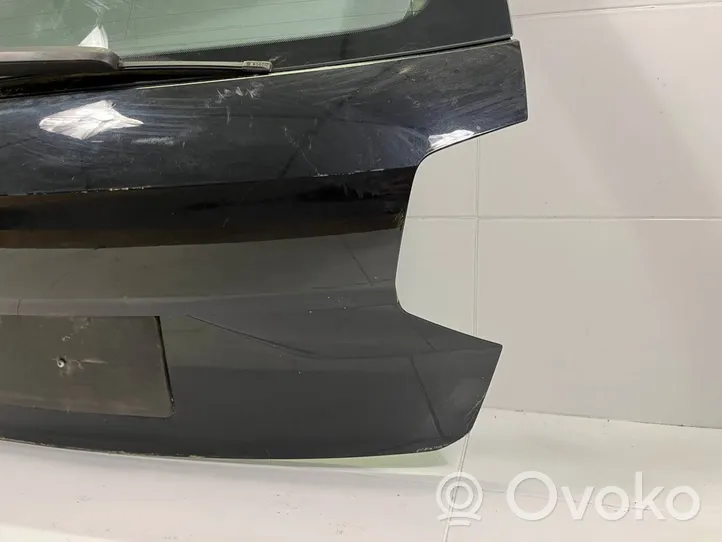 Audi Q2 - Aizmugurējais pārsegs (bagāžnieks) 